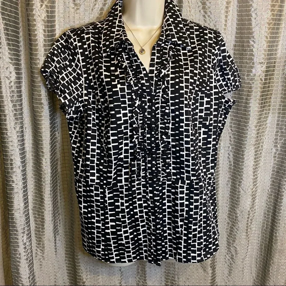 Covington Black & White Womens Button Up Short Sleeve Blouse Shirt Size XL - Picture 1 of 6